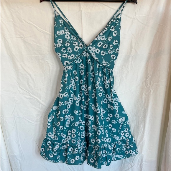 Cupshe Dresses & Skirts - Teal Floral Print Dress